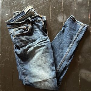 Women’s Blue skinny jeans